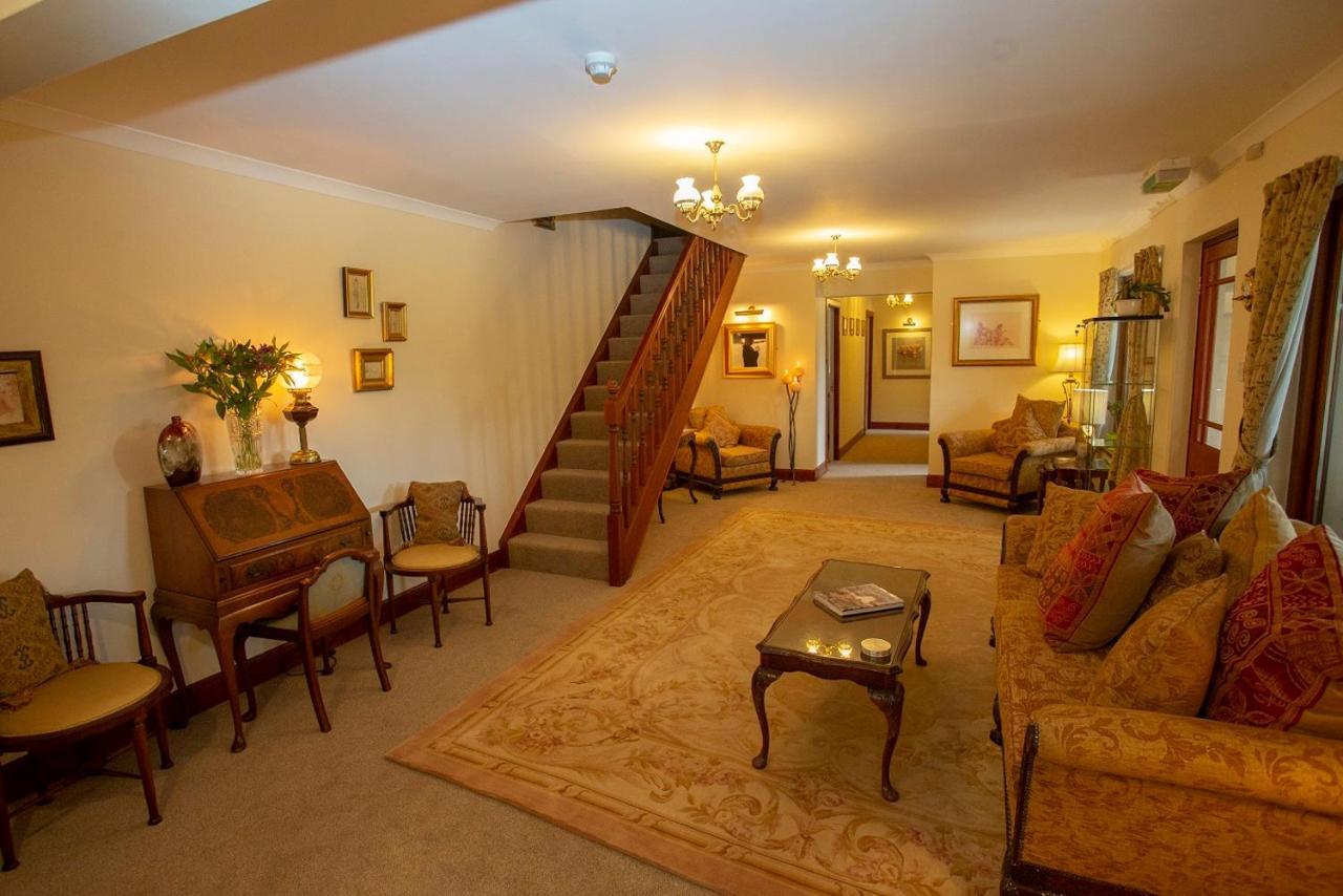 Springburn Farmhouse 스핀브리지 외부 사진